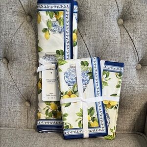Williams Sonoma Limone Table Runner and Napkin Set